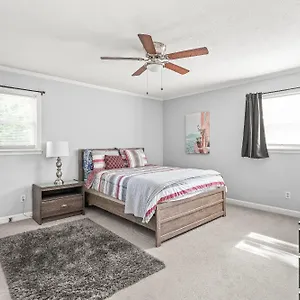 Charming, Cozy Close To Uptown, Airport & Whitewater Center , Charlotte United States